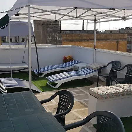 18 Dal Mare 4 Da Lecce Monteroni Con Terrazza 9 Letti 몬테로니디레체